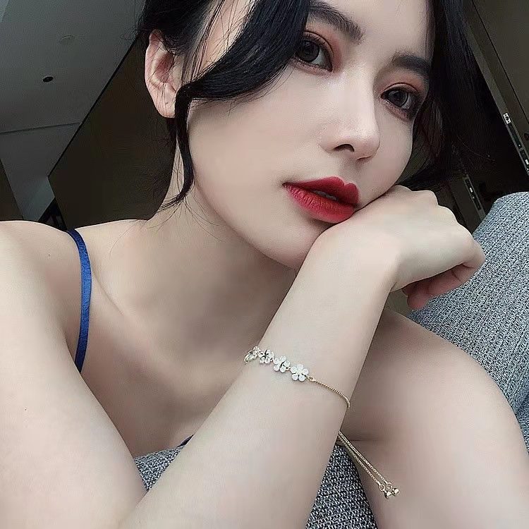 สร้อยข้อมือโซ่ ทอง 18K จี้รูปดาว ดอกไม้ห้าแฉก ขนาดเล็ก ปรับได้ เครื่องประดับ สําหรับผู้หญิง ของขวัญ