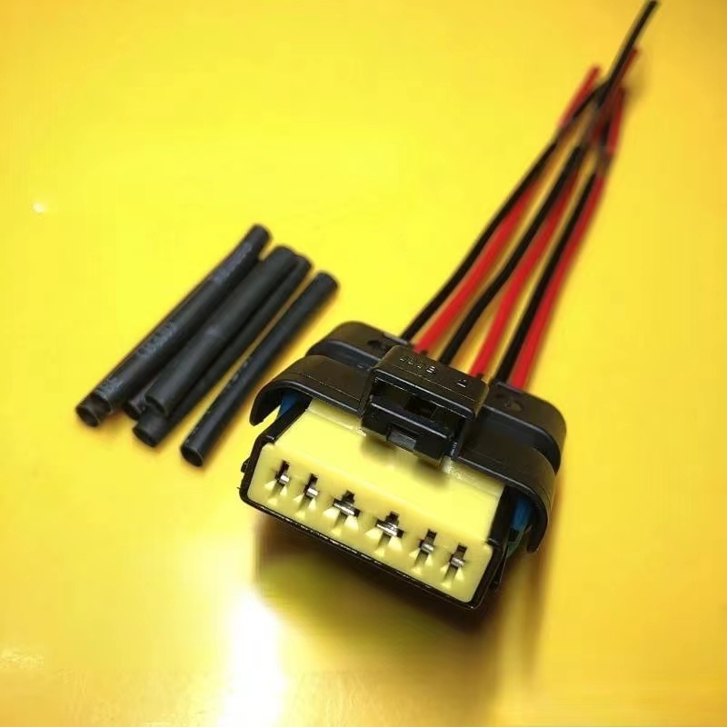 ซ็อกเก็ตเชื่อมต่อไฟเบรกท้ายรถยนต์ สําหรับ Nissan Almera (6pin)