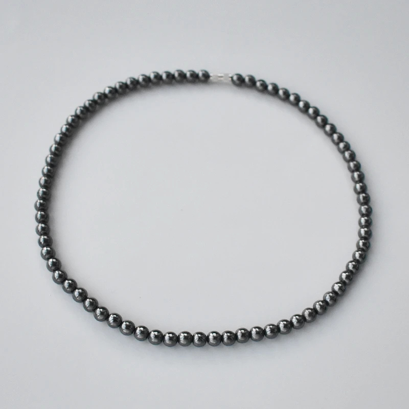 แม่เหล็ก Hematite หิน 6 มม.รอบลูกปัดลูกปัดสร้อยคอ Healing Therapy สีดํา Jewlery สําหรับผู้ชายและผู้หญิง