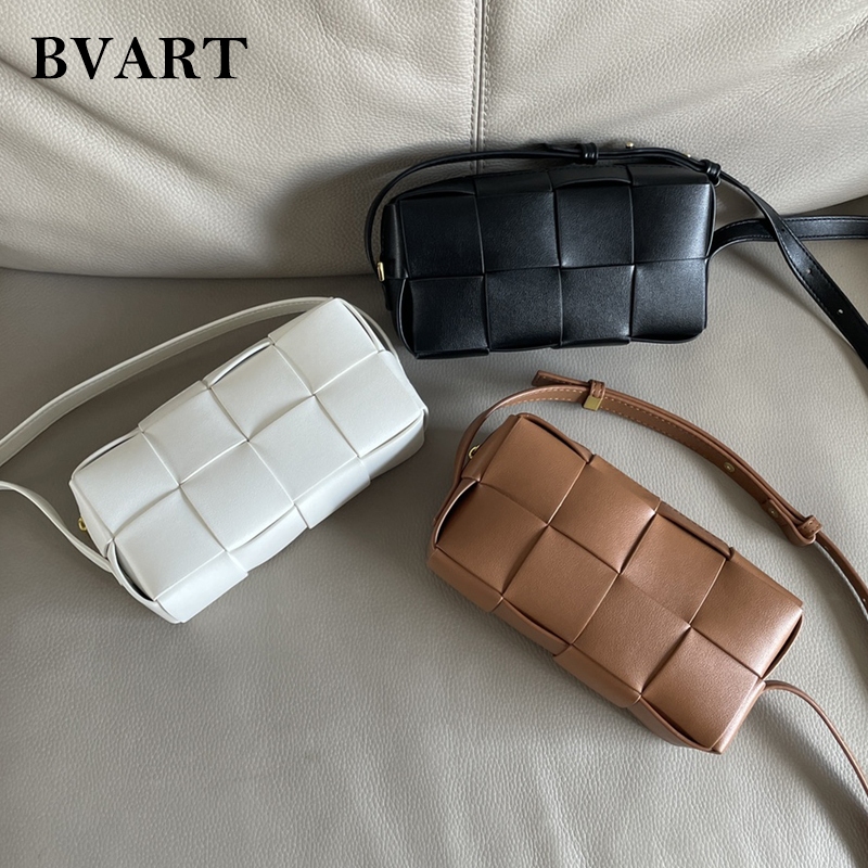 กระเป๋าสะพายไหล่ หนังวัวแท้ เข้ากับทุกการแต่งกาย สําหรับสตรี 2024