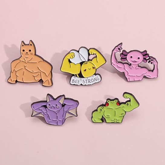 ฟิตเนสกล้ามเนื้อการออกกําลังกาย Lapel Pin กบตลก Salamander ค้างคาว Bee เข็มกลัดป้ายโลหะเสื้อผ้าอุปกรณ์เสริมของขวัญ