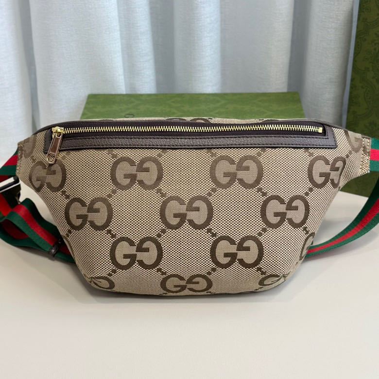 Gucci กระเป๋าคาดอก คุณภาพสูง สไตล์คลาสสิก 696031 กระเป๋า G Jumbo series Fanny สีกาแฟ สําหรับผู้ชาย และผู้หญิง