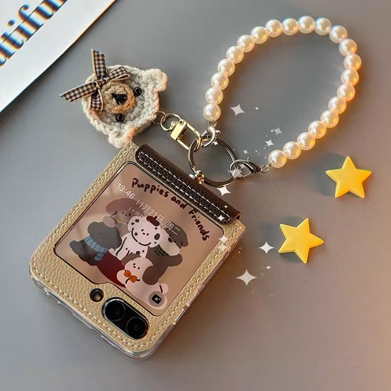 เหมาะสำหรับเคสโทรศัพท์มือถือ Samsung Z FLIP 8 Z FLIP 5 Z FLIP 6 Z FLIP5 Z FLIP6 Z FLIP 7 Z FLIP7 ZFLIP7FE ,ฝาครอบป้องกันแบบพกพา,เปลือกหน้าจอพับแบบรวมทุกอย่าง,เคสโทรศัพท์มือถือหนังส่วนบุคค พร้อมจี้หมี