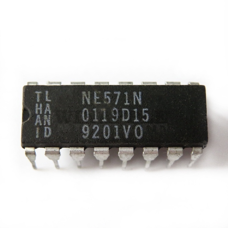 1 ชิ้น NE571N NE571 SA571N SA571 SA572 NE5044N NE5044 NE544N NE544 SA5777AN SA5777 SA5777 SAS560S SA