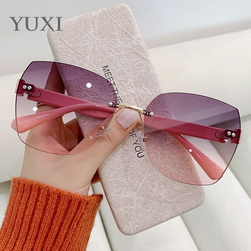 【พร้อมส่ง】แว่นตากันแดด ไร้ขอบ ป้องกันรังสียูวี แฟชั่นสําหรับผู้หญิง