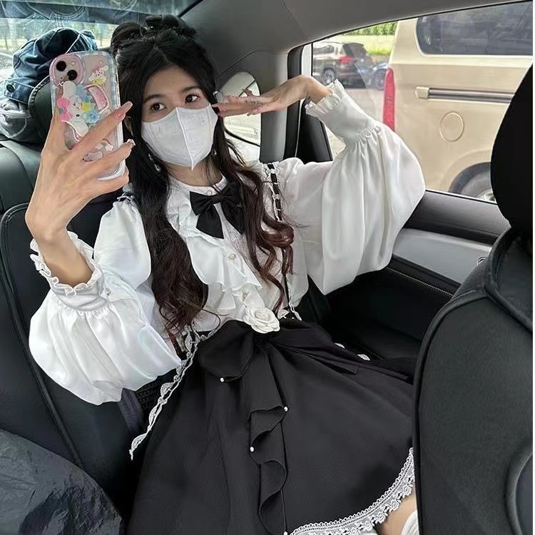 ชุดเสื้อเชิ้ตกระโปรง แขนยาว เอวสูง แต่งลูกไม้ ประดับโบว์ สีขาว สไตล์ญี่ปุ่น สําหรับสตรี สองชิ้น