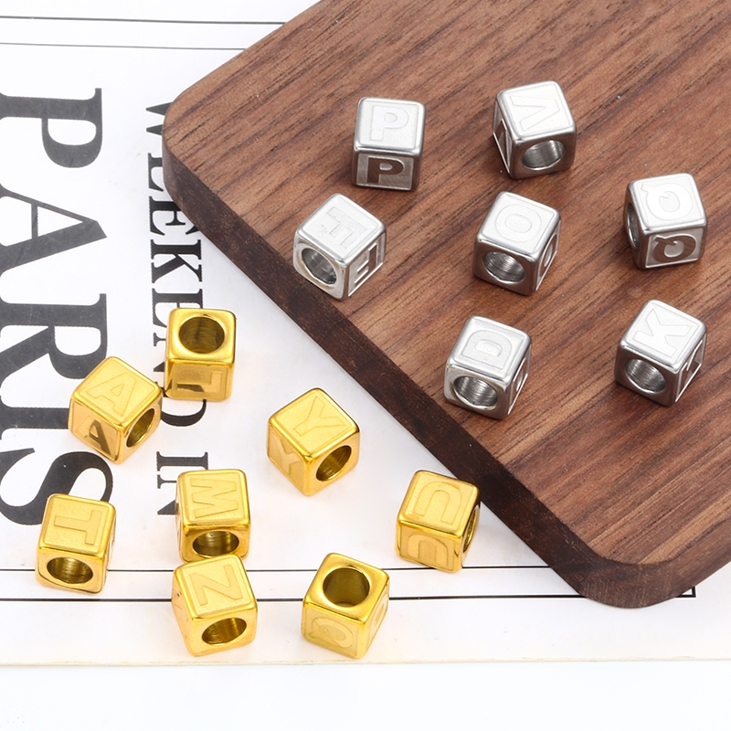 ขายดี ลูกปัดสเตนเลส ทรงสี่เหลี่ยม รูใหญ่ 26 ตัวอักษร สําหรับทําเครื่องประดับ สร้อยคอ สร้อยข้อมือ DIY