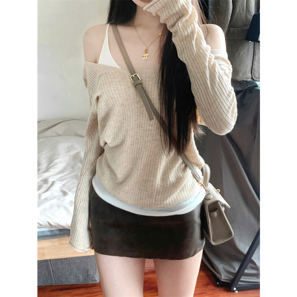 xiaozhainv สุภาพ บริสุทธิ์ ประกาย สาวร้อน เสื้อถัก ใหม่ สายเดียว คอปิดไหล่ แขนยาว ผู้หญิง