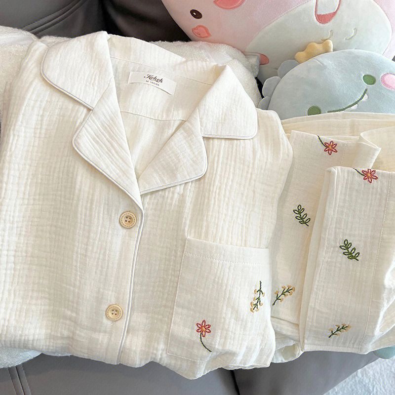 BL พร้อมส่ง ชุดนอน ผ้าคอตตอน แขนขายาว ขายดีที่สุด ชุดนอนสไตล์เกาหลี ผ้านิ้ม ไม่บาง ผ้าดีมาก Women's pajamas