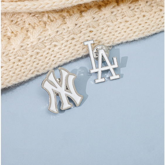 Major League เข็มกลัดเบสบอล อัลลอย ลาย New York Yankees อุปกรณ์เสริม