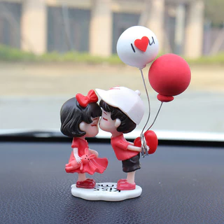 โมเดลฟิกเกอร์ รูปการ์ตูนอนิเมะ Kiss Balloon น่ารัก สีแดง เหมาะกับของขวัญ สําหรับตกแต่งภายในรถยนต์