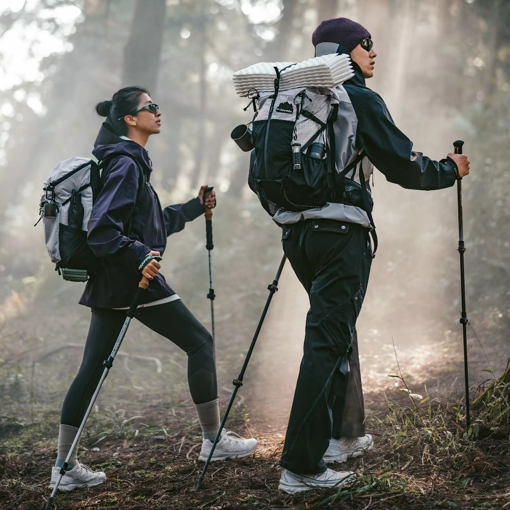 Naturehike กระเป๋าเป้สะพายหลัง ฮีเลียม เหมาะกับการพกพาเดินทาง เล่นกีฬา ขี่รถจักรยาน ตั้งแคมป์ ปีนเขา