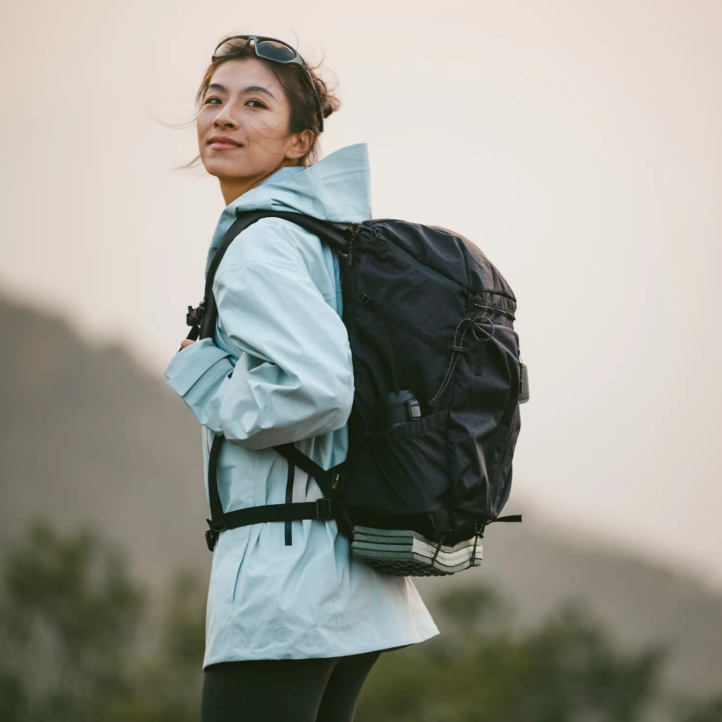 Naturehike กระเป๋าเป้สะพายหลัง ฮีเลียม เหมาะกับการพกพาเดินทาง เล่นกีฬา ขี่รถจักรยาน ตั้งแคมป์ ปีนเขา