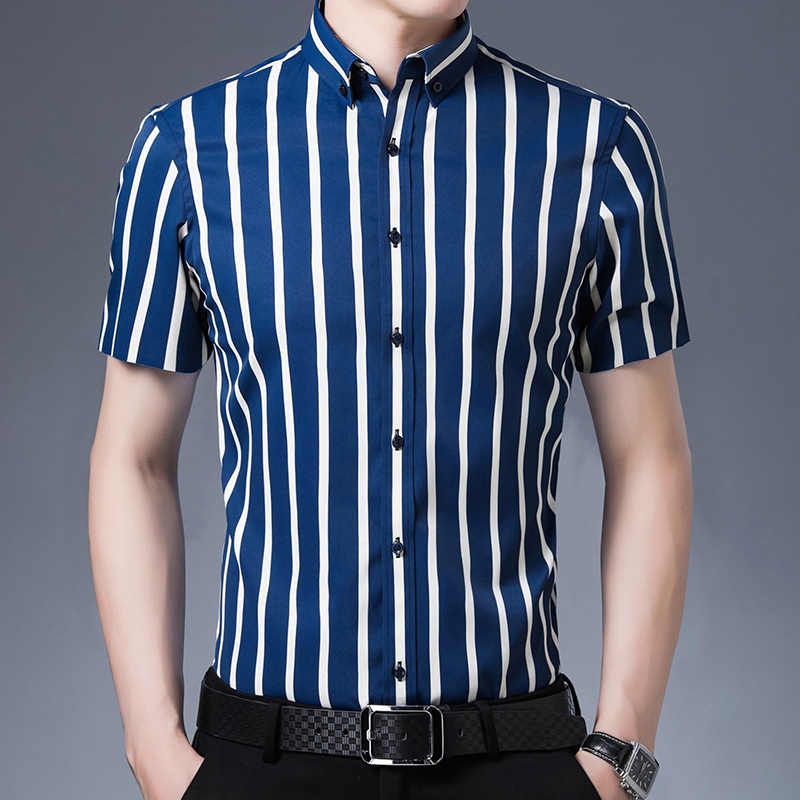 ฤดูร้อนลำลองแขนสั้นลายสลิมฟิตสไตล์เกาหลีเสื้อเชิ้ตผู้ชาย