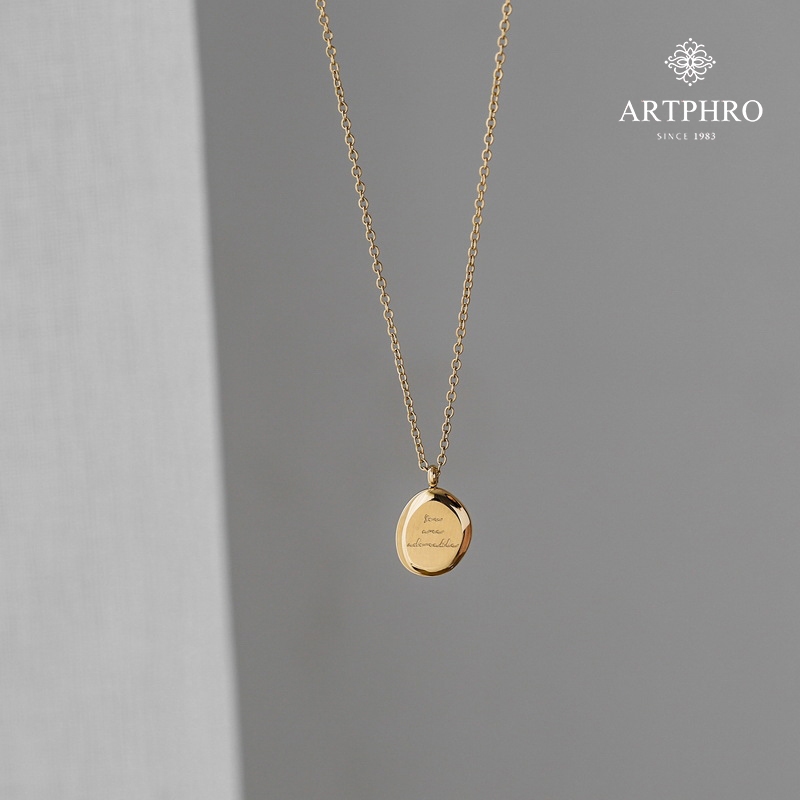 Artphro สร้อยคอ จี้ตัวอักษรถั่วน้อย