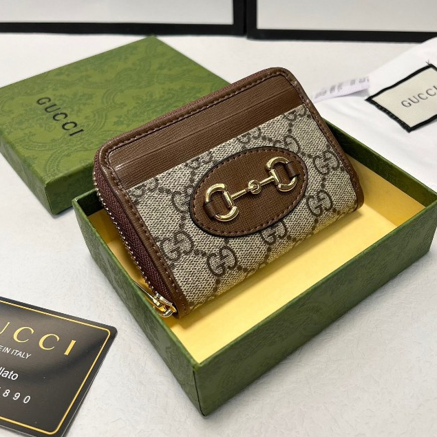 Gucci ของแท้ 1955 กระเป๋าสตางค์หนังแท้ ใส่เหรียญได้ ลายสัตว์