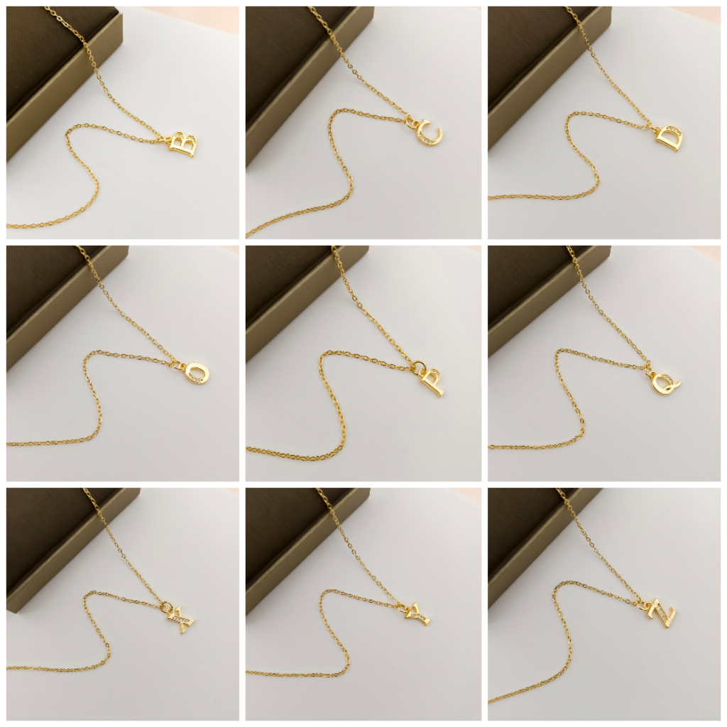 ใหม่ สร้อยคอสเตนเลส ชุบทองแดง 18K จี้ตัวอักษรภาษาอังกฤษ 26 ตัวอักษร เรียบง่าย แฟชั่น สําหรับผู้หญิง