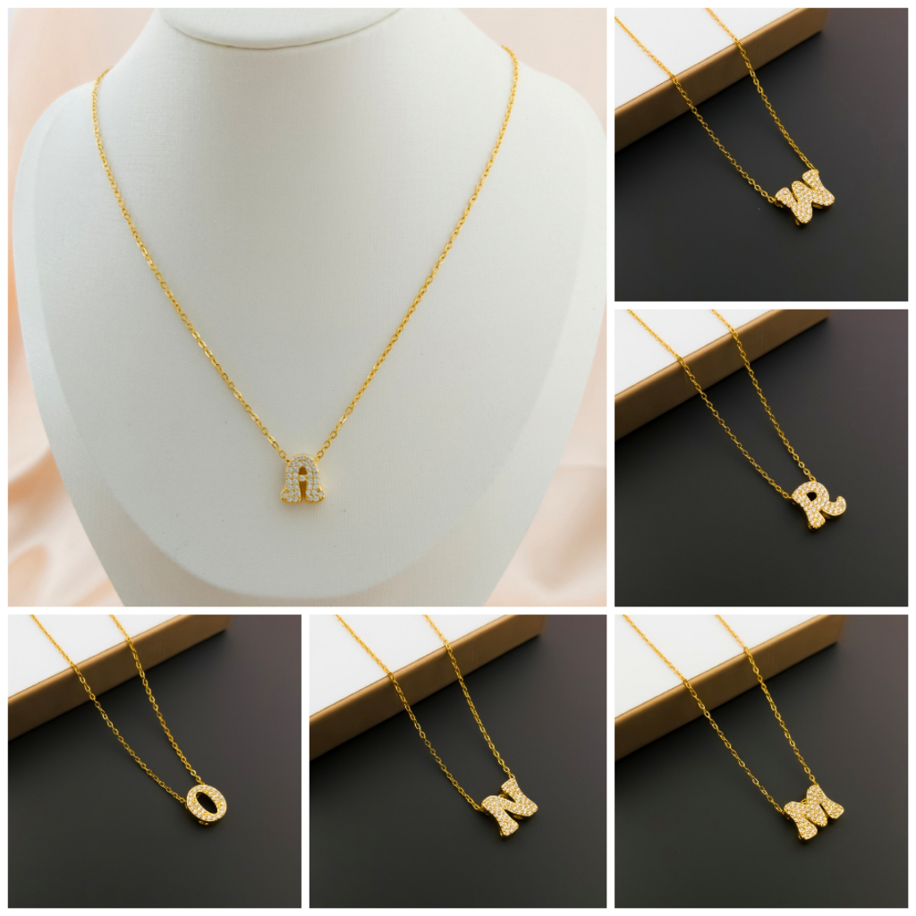 ใหม่ สร้อยคอสเตนเลส ทอง 18K จี้ตัวอักษรภาษาอังกฤษ 26 ตัวอักษร เรียบง่าย แฟชั่น สําหรับผู้หญิง คู่รัก