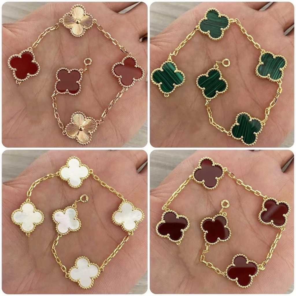 [คุณภาพสูง] สร้อยข้อมือเลเซอร์ รูปใบโคลเวอร์สี่แฉก สีโรสโกลด์ 18k รูปใบโคลเวอร์สี่แฉก