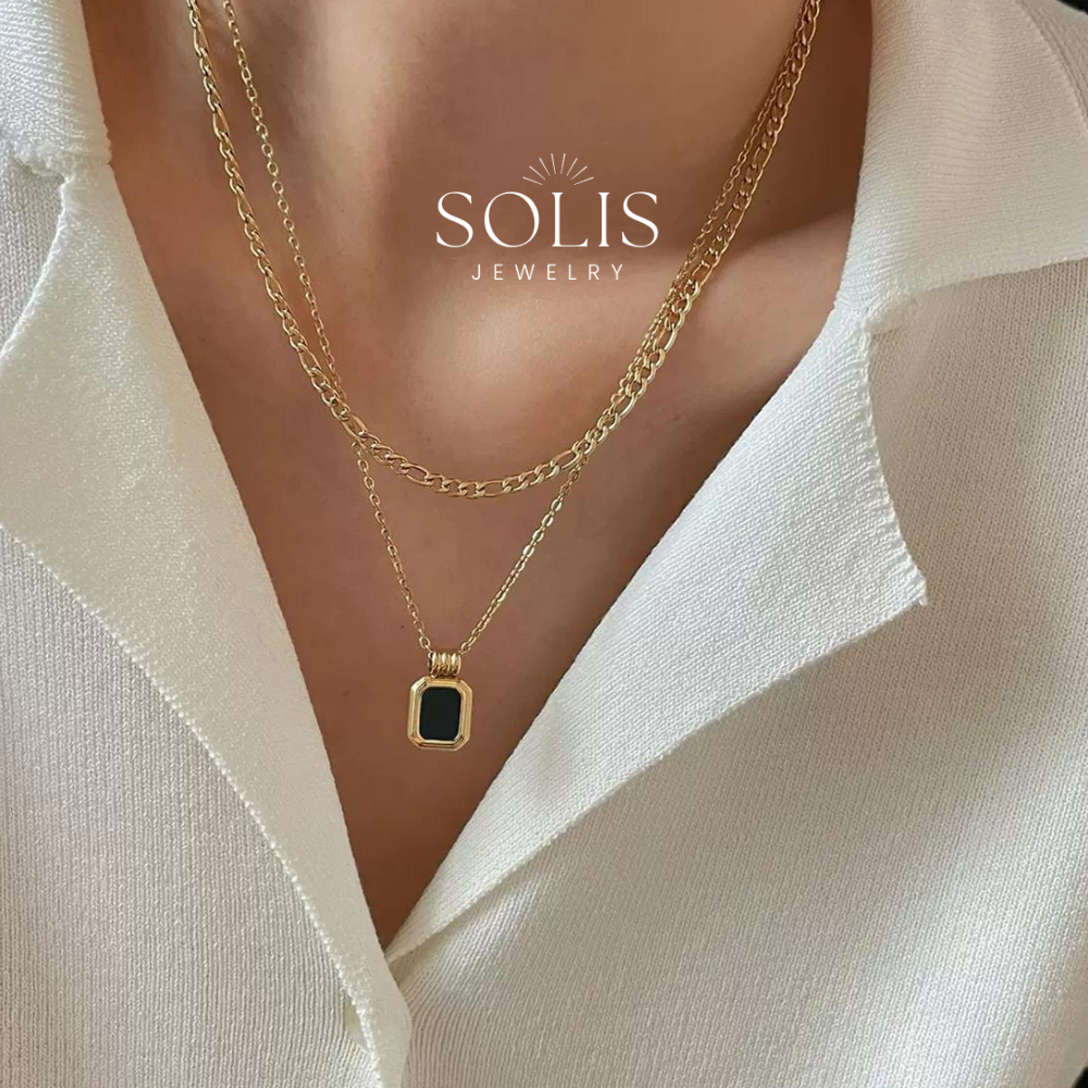 *สร้อยคอนกันน้ำ* ชุบทอง 18K โซ่ 2 ชั้น สี่เหลี่ยมสีดำเปลือกสีขาว จี้ สร้อยคอ* แท้ สแตนเลสไทเทเนียม 316L * สร้อยแฟชั่นผู้หญิง โชคเกอร์คอ มินิมอลมอลผู้ชาย สร้อยคอ NL100
