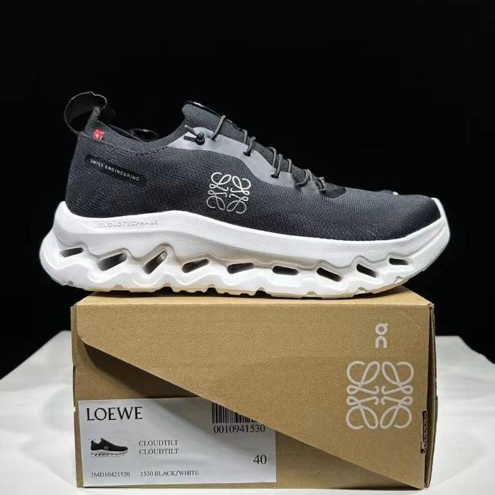Loewe x On “Cloudtilt” รองเท้าวิ่ง เบาะยืดหยุ่น