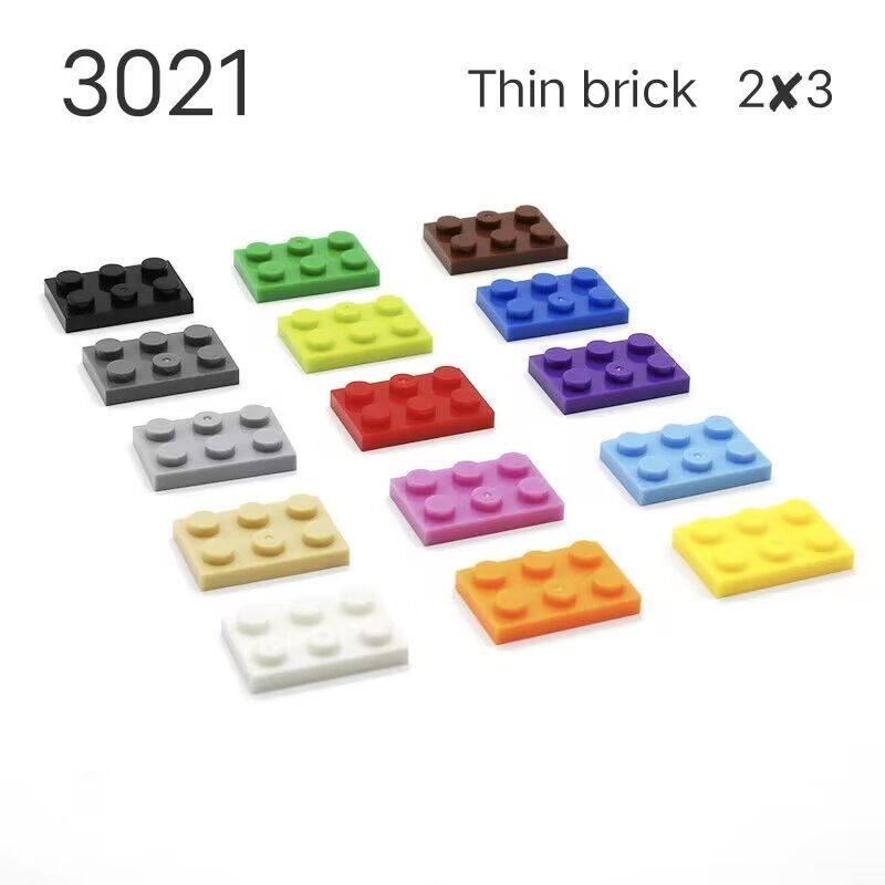 บล็อกตัวต่ออนุภาคขนาดเล็ก ทําเอง 2x3 แผ่นบางเข้ากันได้กับเลโก้ 3021 ประกอบอาคารรุ่นของเล่นเพื่อการศึกษา