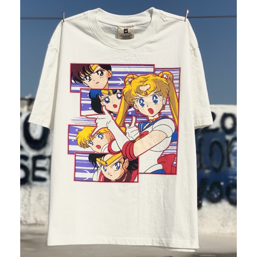 เสื้อยืดคอกลม แขนสั้น พิมพ์ลายเซเลอร์มูน นักรบ น้ําเย็น สไตล์เรโทร สําหรับผู้ชาย ผู้หญิง