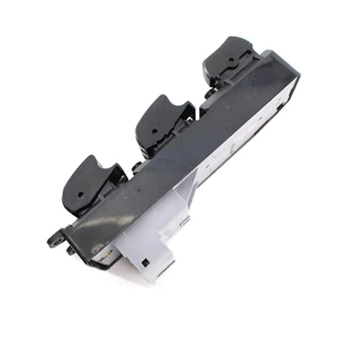 สวิตช์หลักกระจกไฟฟ้าสำหรับ Toyota Vios NCP42 Corolla ZZE121 ZZE122 Camry 84820-02050