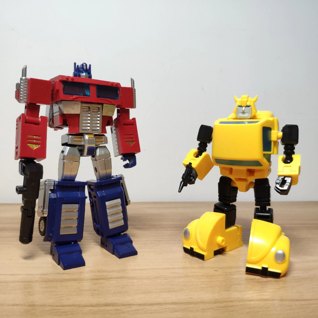 Kbb Transformation G1 GT-05 GT05 Optimus Prime Truck Mode MCS-02 MCS02 Hornets Agent ฟิกเกอร์หุ่นยนต์ของเล่นสําหรับเด็ก