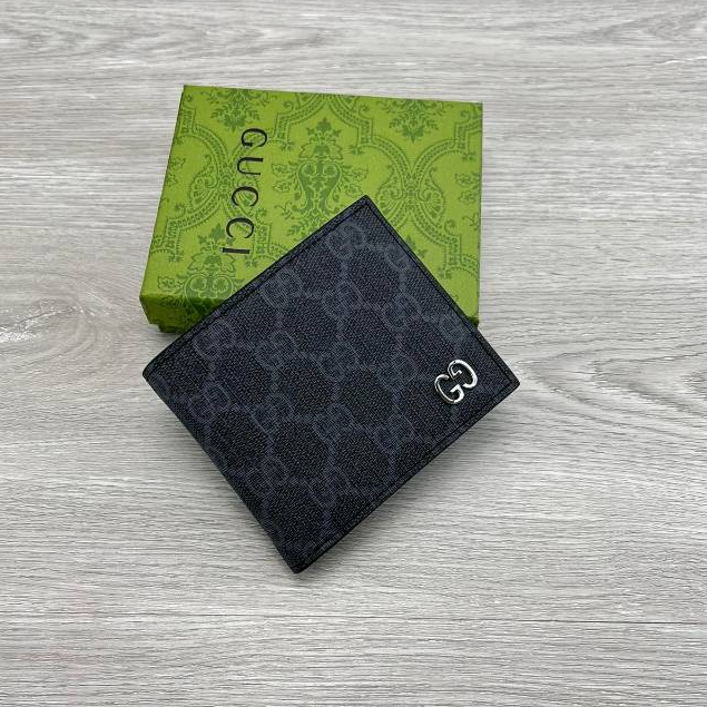 【 พร้อมส่ง + กล่องสีเขียว 】 Gucci's กระเป๋าสตางค์หนัง สําหรับผู้ชาย 768243 กระเป๋าสตางค์ หนังแท้ ใบสั้น สําหรับผู้ชาย GG