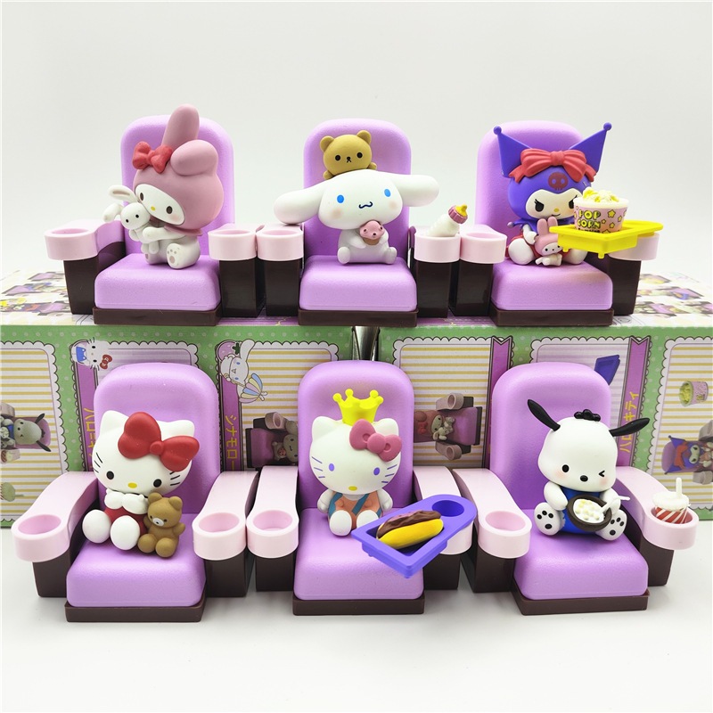 6 ชิ้น/เซ็ต 5 ซม.อะนิเมะ My Melody รูป Cinema Kuromi Pochacco Hello Kitty Cinnamoroll ดูภาพยนตร์รุ่น Q PVC ตัวเลขการกระทําตุ๊กตาของเล่น