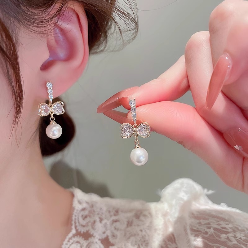 (3Lshop) ต่างหูมุกเทียม ประดับโบว์ สไตล์เกาหลี หรูหรา เครื่องประดับแฟชั่น สําหรับผู้หญิง