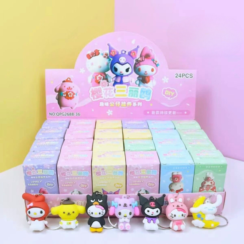 กล่องสุ่มตุ๊กตา sanrio น่ารัก Kuromi Melody Cinnamoroll น่ารัก สุ่มสี สําหรับห้อยกระเป๋า 1 กล่อง