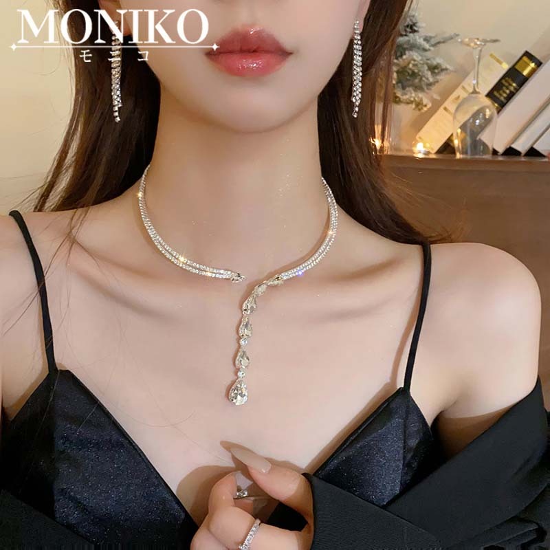 MONIKO สร้อยคอพู่ ทรงหยดน้ํา หรูหรา พรีเมี่ยม อุปกรณ์เสริม สําหรับชุดเดรส