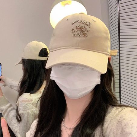 หมวกเบสบอล กันแดด ลายลูกสุนัขน่ารัก สีขาว แฟชั่นฤดูใบไม้ผลิ และฤดูร้อน สไตล์ญี่ปุ่น สําหรับผู้หญิง 2024