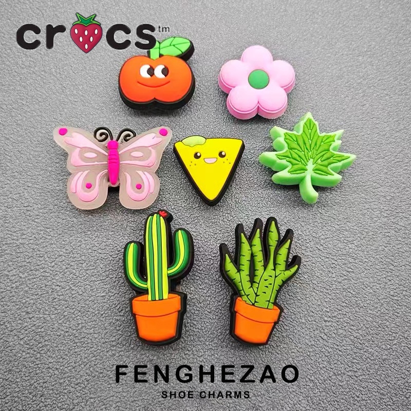 Jibbitz crocs charm ใหม่ ตัวติดรองเท้า crocs ลายการ์ตูนผลไม้ ใบไม้ สีเขียว สําหรับตกแต่งรองเท้า 2024 ตัวติดรองเท้า crocs