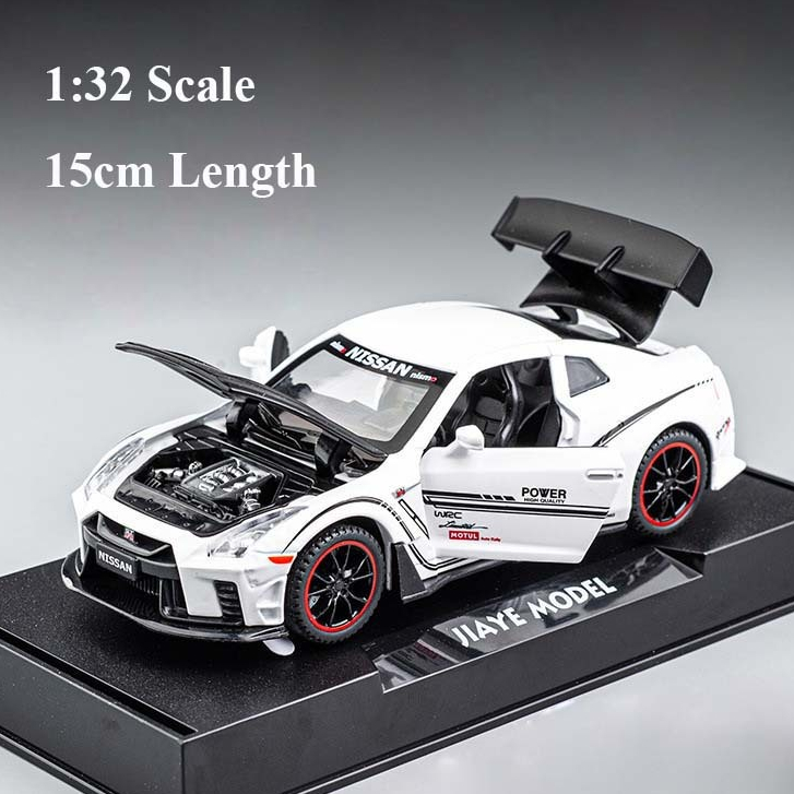 โมเดลรถเหล็ก​ รถ​โมเดล​ [มีฐาน​มี​กล่อง]​ NISSAN​ GTR​ R35​ ยาว15cm สเกล 1/32 มีเสียง​มีไฟ​​ เปิด​ได