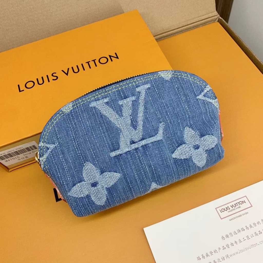 Box  พร้อมส่ง Louis Vuitton LV new neutral denim makeup bag M47515