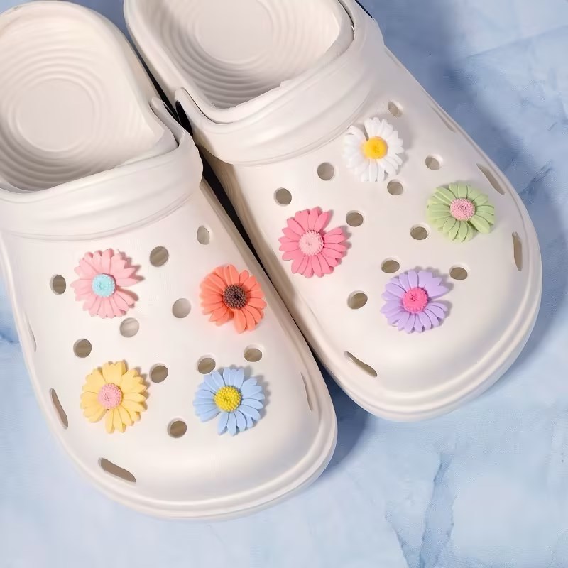 จี้รูปดอกเดซี่ 8 ชิ้น / ชุด สําหรับตกแต่งรองเท้า DIY