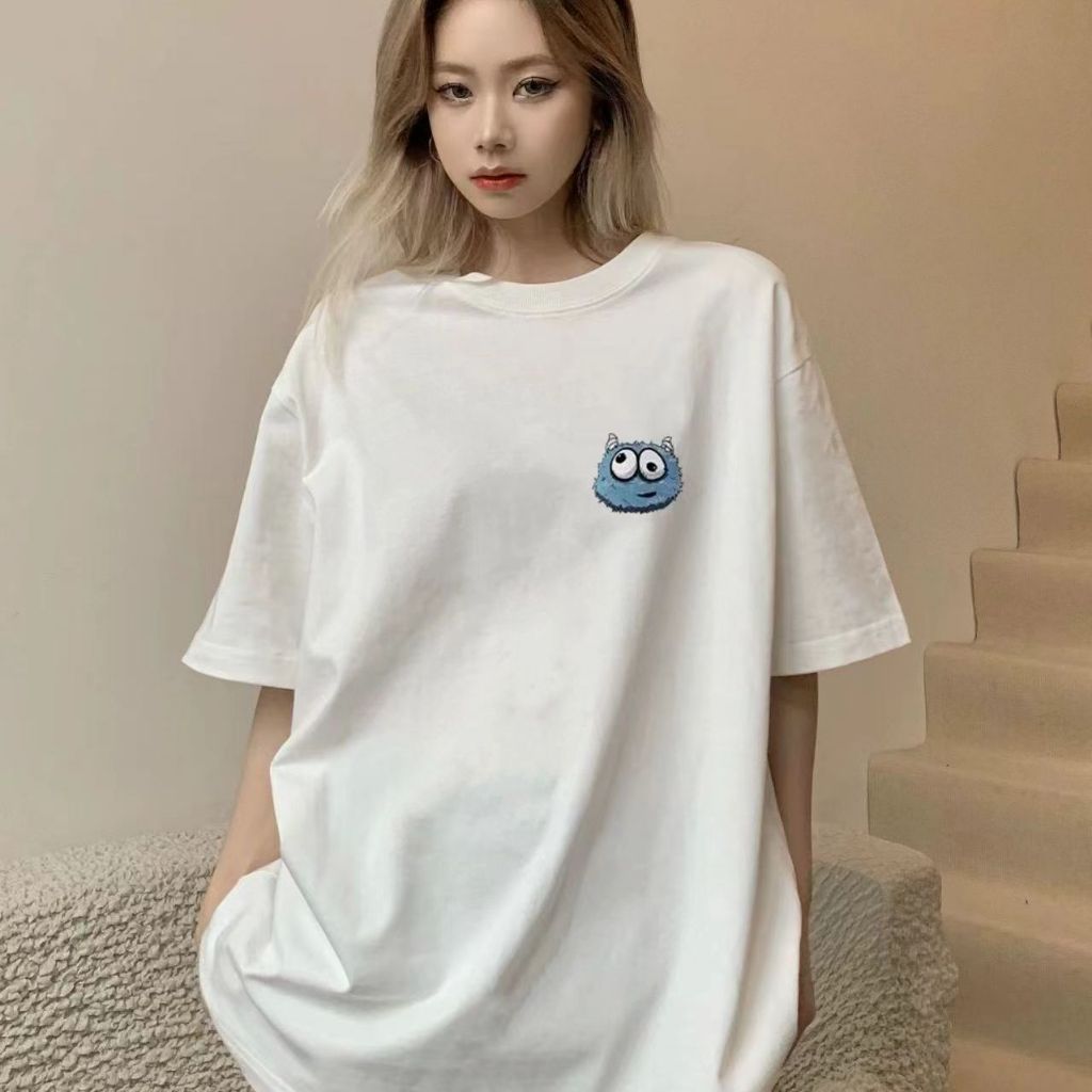 [L-4XL] เสื้อท็อป แขนสั้น ทรงหลวม ลายมอนสเตอร์ สีขาว โอเวอร์ไซซ์ ฤดูร้อน