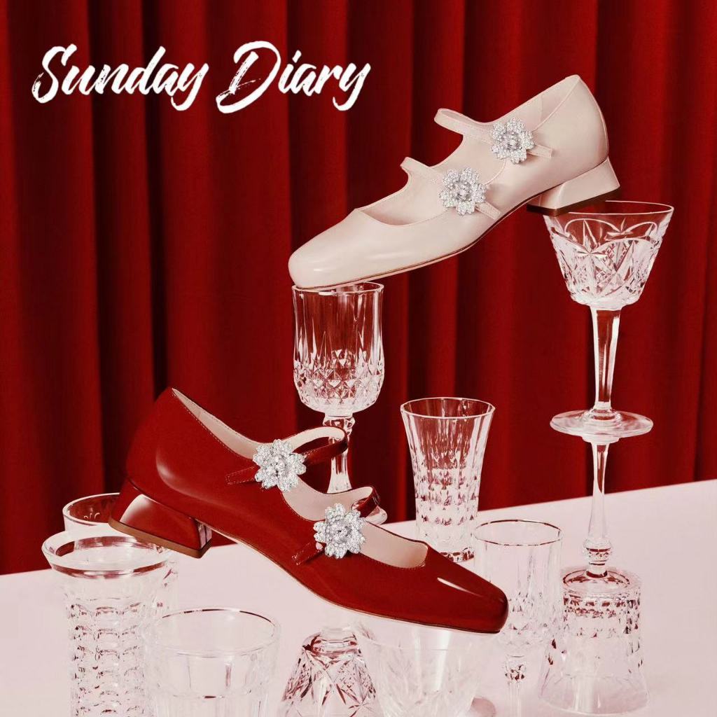 【Sunday Diary】รองเท้าแมรี่เจน Roger-vivier Mary Jane รองเท้าส้นสูง หนังนิ่ม หัวเหลี่ยม ประดับพลอยเทียม สายรัดข้อเท้า สําหรับผู้หญิง