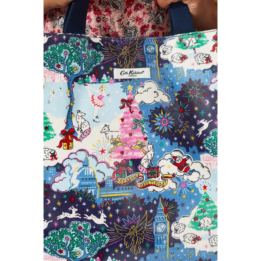 2024 UK cath kidson กระเป๋าสะพายขนาดใหญ่ความจุ Casual หญิงกระเป๋าสไตล์อังกฤษ Messenger กระเป๋าผ้าใบพิมพ์กระเป๋าถือ