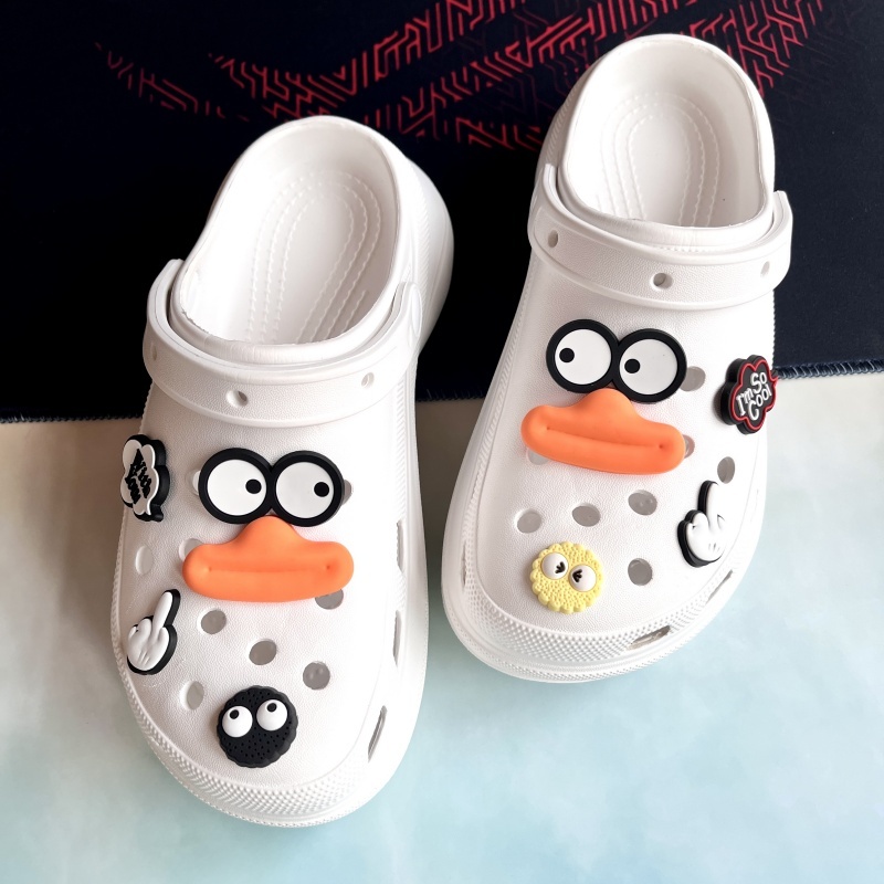 ดวงตาตลก jibbitz ตัวติดรองเท้า crocs การตกแต่งรองเท้าแตะ