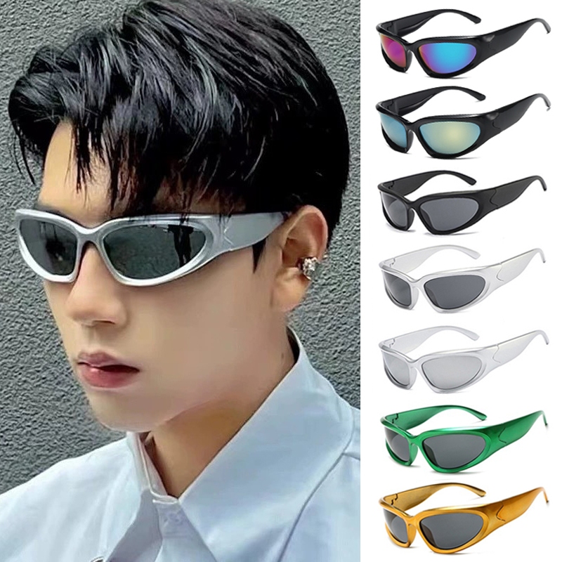Unisex ฤดูร้อน✨แว่นกันแดด✨ป้องกันรังสียูวีUV400กรอบเหลี่ยมหลากสีY2Kนสุดเท่สไตล์พังก์ผู้ชายและผู้หญิง แฟชั่นเกาหลี แว่นตากันแดด