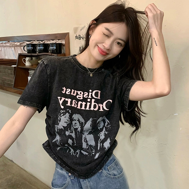 Luna เสื้อยืด เสื้อท็อปส์ตัวสั้นพิมพ์ลายแบบผูกเชือกสําหรับผู้หญิง