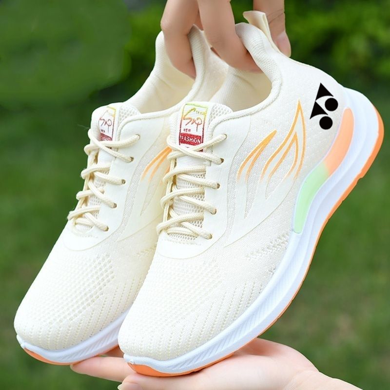 Yonex รองเท้ากีฬาแบดมินตัน กันลื่น น้ําหนักเบา กันการสึกหรอ เหมาะกับฤดูใบไม้ผลิ และฤดูร้อน สําหรับผู้ชาย และผู้หญิง