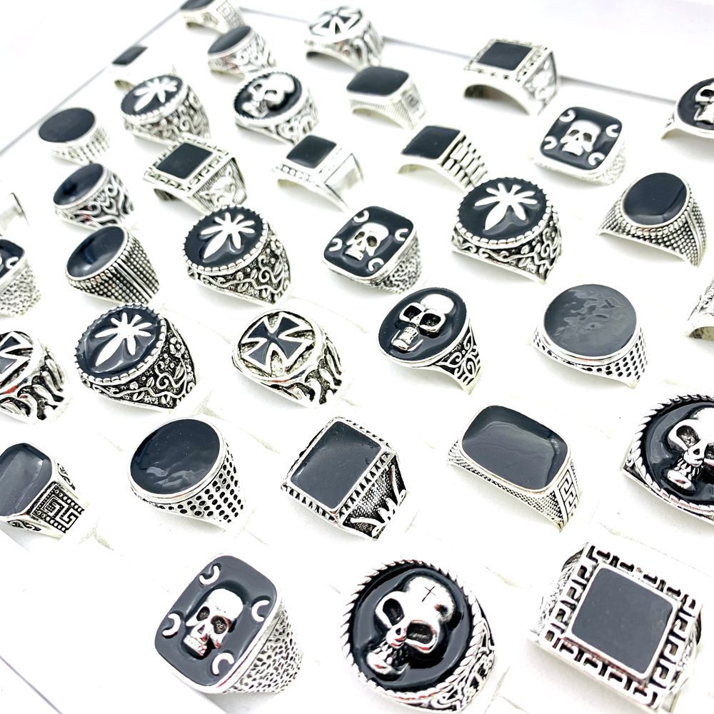 50ชิ้นผู้ชายกะโหลกแหวนสีดําเคลือบเงินชุบโกธิคพังก์สไตล์เครื่องประดับอินเทรนด์