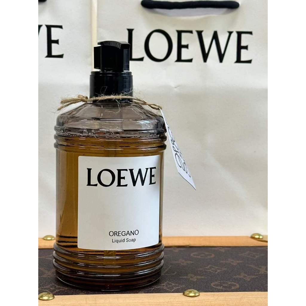 Loewe Loewe Liquorice Aroma สบู่เหลวอาบน้ํา กลิ่นหอม 360 มล.