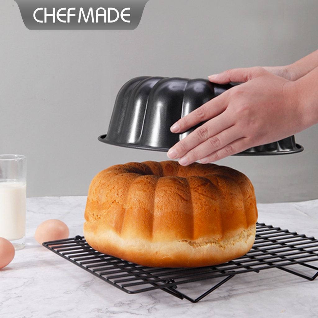 CHEFMADE เค้กแม่พิมพ์เหล็กคาร์บอนเค้กอบดอกฟักทอง แม่พิมพ์เค้ก รูปดอกไม้ ไม่เหนียวติด สีดํา 10 นิ้ว WK9976