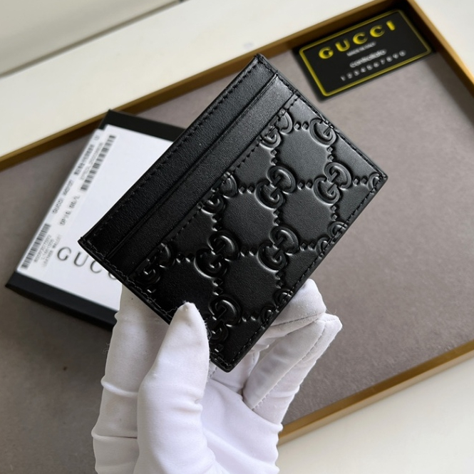 Gucci แท้ 100% กระเป๋าสตางค์หนัง ใส่บัตรได้ สําหรับผู้หญิง
